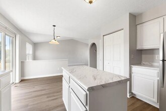 8810 Greylag Loop in Blacklick, OH - Foto de edificio - Building Photo