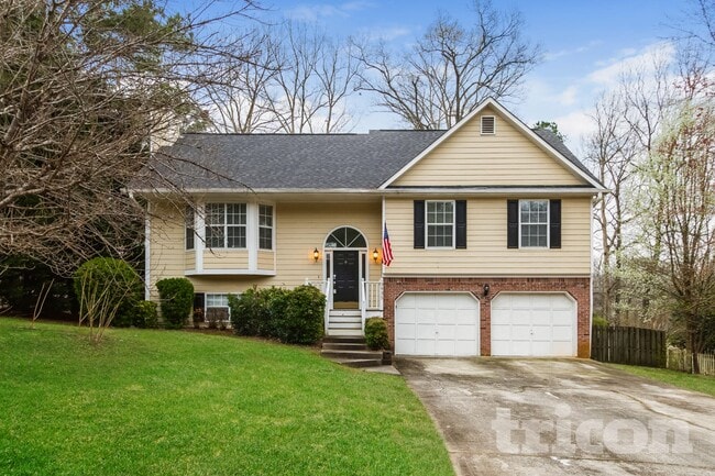 property at 3935 Piper Glen Dr NE