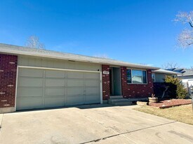 2307 Fairplay Dr in Loveland, CO - Building Photo