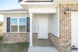 101 Shasta Dr in Perry, GA - Building Photo - Building Photo