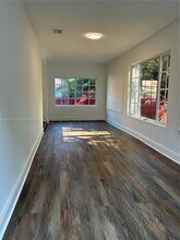 750 NE 86th St in Miami, FL - Building Photo - Building Photo