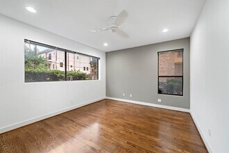 4619 Austin St in Houston, TX - Building Photo - Building Photo