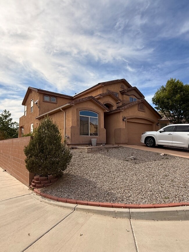 2148 Vista de Colinas Dr SE in Rio Rancho, NM - Building Photo - Building Photo