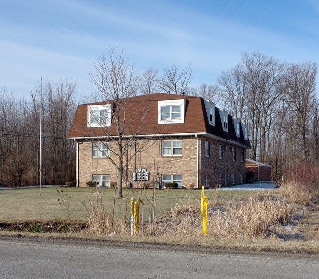 8120 Southern Blvd in Youngstown, OH - Foto de edificio - Building Photo