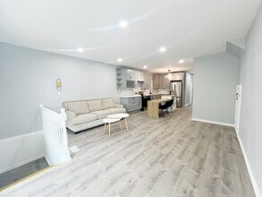 522 W 31st St in Chicago, IL - Building Photo - Building Photo