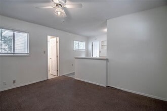 137 Lee Ln in Trinity, TX - Building Photo - Building Photo
