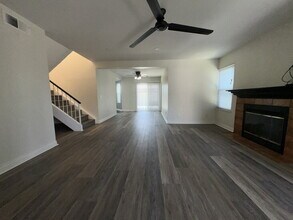 14391 Green Vista Dr in Fontana, CA - Building Photo - Building Photo
