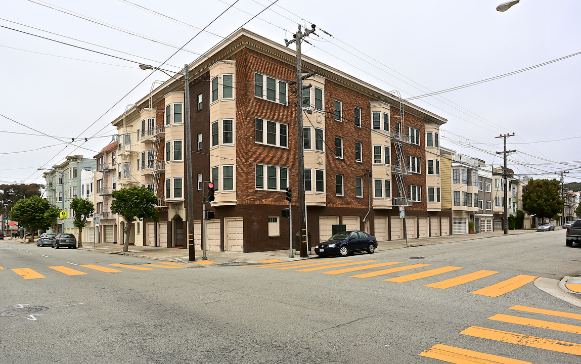 5000 California St in San Francisco, CA - Building Photo