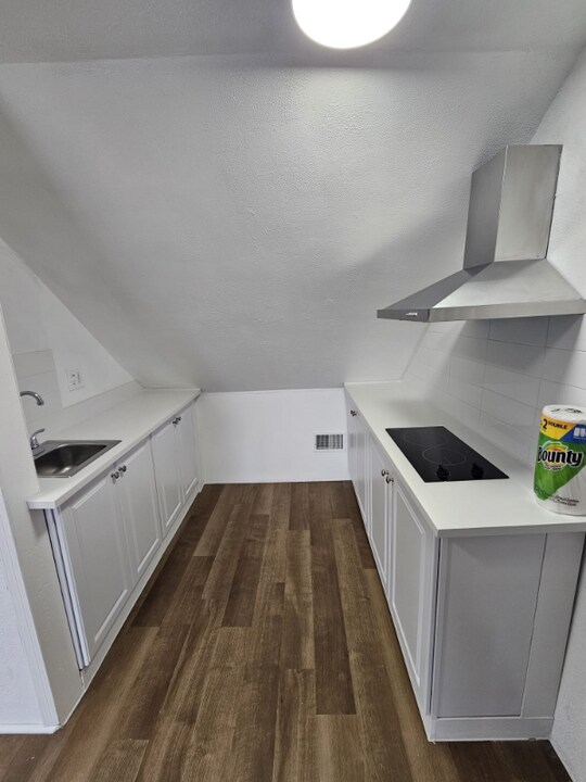 96 Mercer St-Unit -Apt 3 in Wallington, NJ - Building Photo