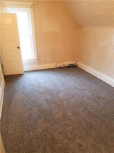 432 Riehl St in Waterloo, IA - Building Photo - Building Photo