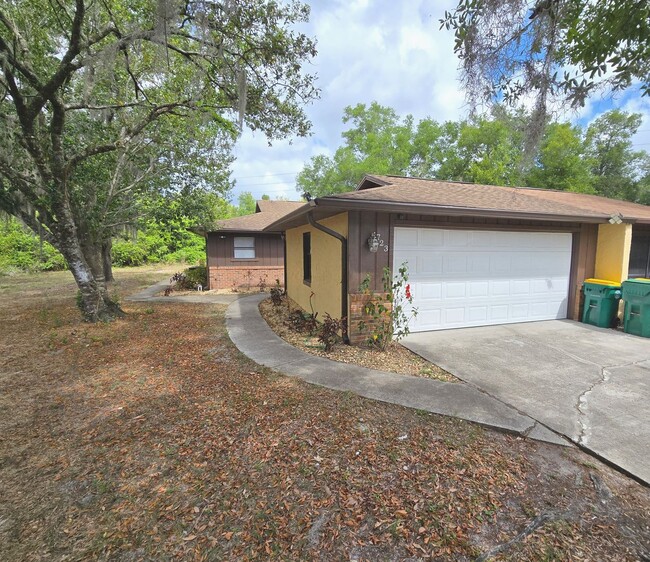 property at 723 Wright Ct