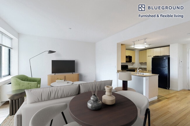 27 Barker Ave in White Plains, NY - Building Photo - Building Photo