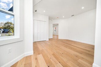 11 Knollin St in Malden, MA - Building Photo - Building Photo