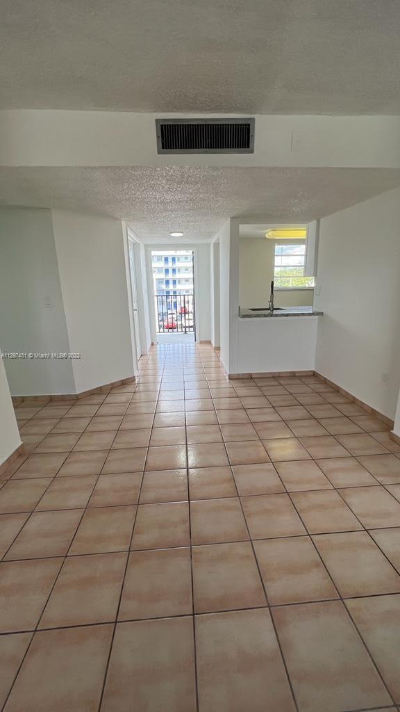 14155 SW 87th St-Unit -E-307 in Miami, FL - Building Photo - Building Photo