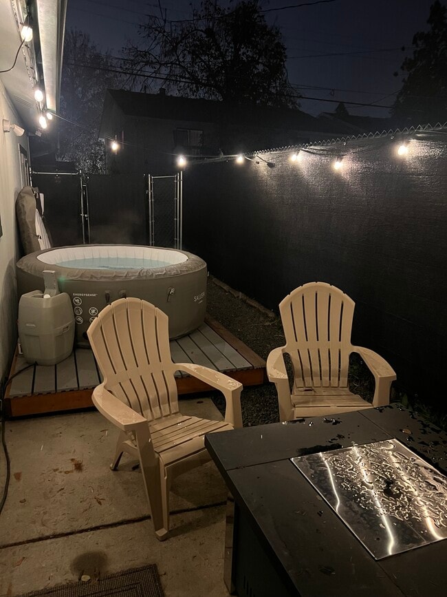 property at 33 E Lacrosse Ave