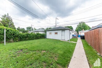 5051 W Argyle St in Chicago, IL - Building Photo - Building Photo