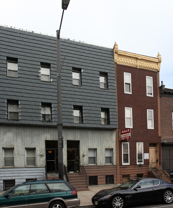 1808 S Broad St in Philadelphia, PA - Building Photo