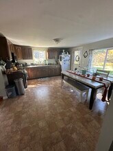 57 Valley Rd in Southampton, MA - Building Photo - Building Photo