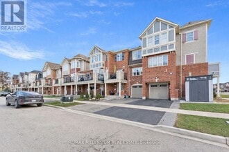 53 Colonel Frank Ching Cres in Brampton, ON - Building Photo - Building Photo