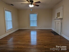 1704 Harrill St in Charlotte, NC - Building Photo - Building Photo