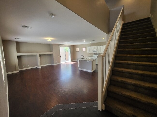 8116 Retriever Ave in Las Vegas, NV - Building Photo - Building Photo