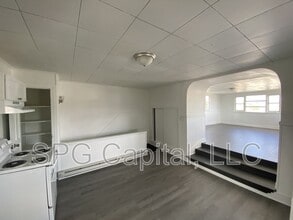 1201 W Princess St in West York, PA - Building Photo - Building Photo