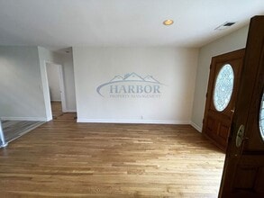 3706 S Emily St in Los Angeles, CA - Building Photo - Building Photo