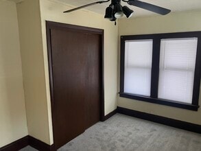 114 N 79th St in Milwaukee, WI - Foto de edificio - Building Photo