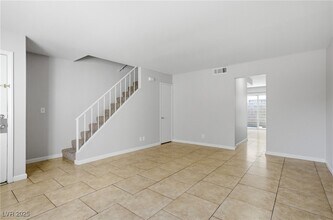 2896 Klinger Cir in Las Vegas, NV - Building Photo - Building Photo