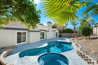 79360 Desert Stream Dr in La Quinta, CA - Building Photo - Building Photo