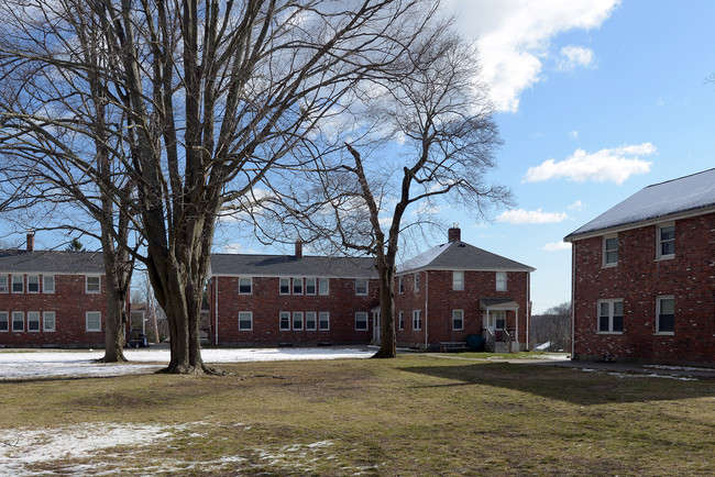 Washburn Heights in Brockton, MA - Building Photo - Building Photo