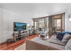 4029 14th Ave S in Minneapolis, MN - Building Photo - Building Photo