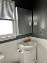 17058 Kingsbury St in Los Angeles, CA - Building Photo - Building Photo