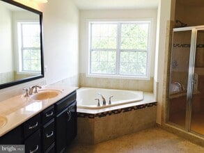 42850 Edgegrove Heights Terrace in Ashburn, VA - Building Photo - Building Photo