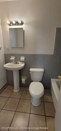 8401 N Atlantic Ave photo'