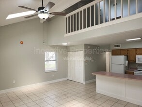 310 Mayfair Pl SW in Winter Haven, FL - Building Photo - Building Photo