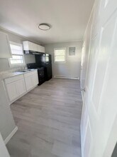 110 Brown St in Thomasville, NC - Building Photo - Building Photo