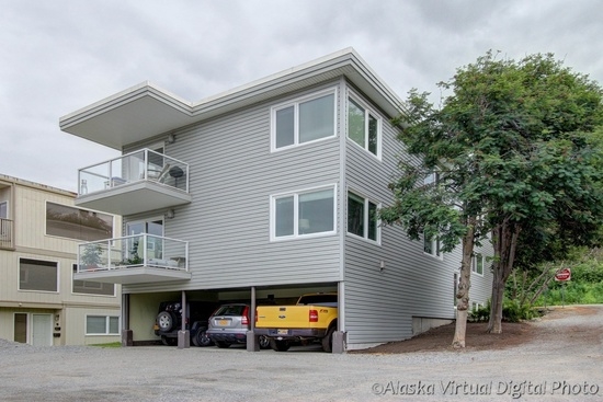 1231 W 7th Ave in Anchorage, AK - Building Photo