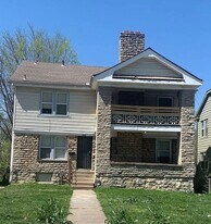 3330-3330 Agnes Ave in Kansas City, MO - Building Photo