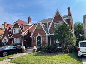 17150 Santa Rosa Dr in Detroit, MI - Building Photo