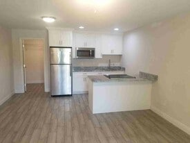 1404 E Renfro St in Plant City, FL - Building Photo