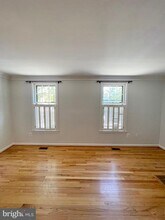 1208 W Abingdon Dr in Alexandria, VA - Building Photo - Building Photo