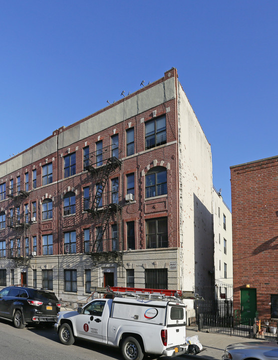 1757 Sterling Pl in Brooklyn, NY - Foto de edificio