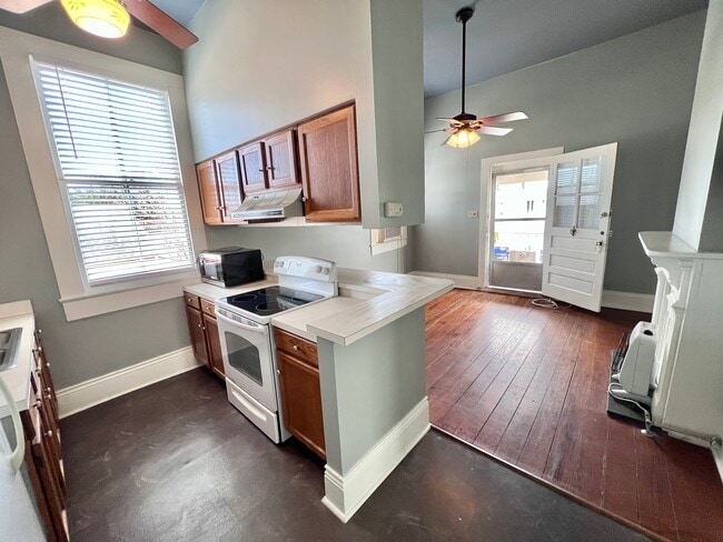 548 Verret St, Unit 546 Upper in New Orleans, LA - Building Photo - Building Photo