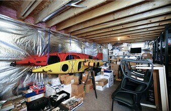 11401 Crownwood Ln in Rockville, MD - Building Photo - Building Photo