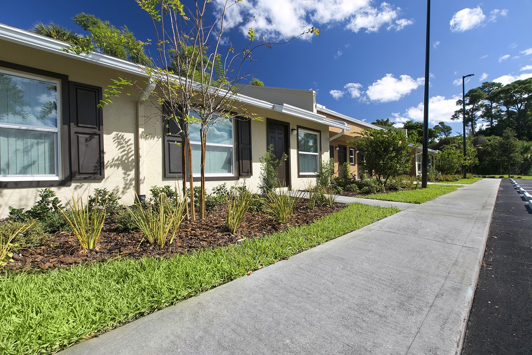 The Hammock at Stuart in Stuart, FL - Building Photo