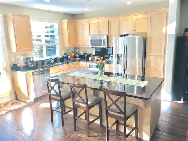 1400 Trailside Cir in Concord, CA - Building Photo - Building Photo