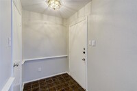 4643 Wild Indigo St in Houston, TX - Building Photo - Building Photo