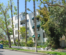 9145 Charleville Blvd in Beverly Hills, CA - Building Photo - Building Photo