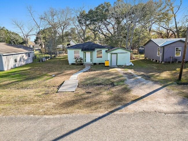 property at 506 Trinity St